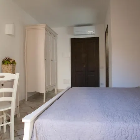 Casa Lu Duttori 3* Arzachena