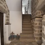 Konukevi Casa Lu Duttori