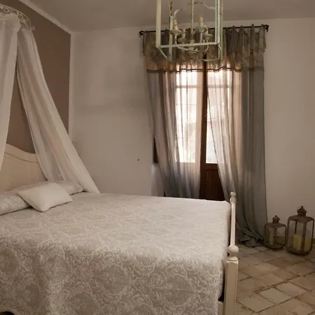 Casa Lu Duttori Pensjonat 3*