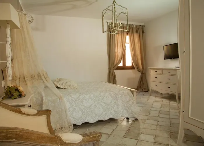 Casa Lu Duttori Pensionat Arzachena