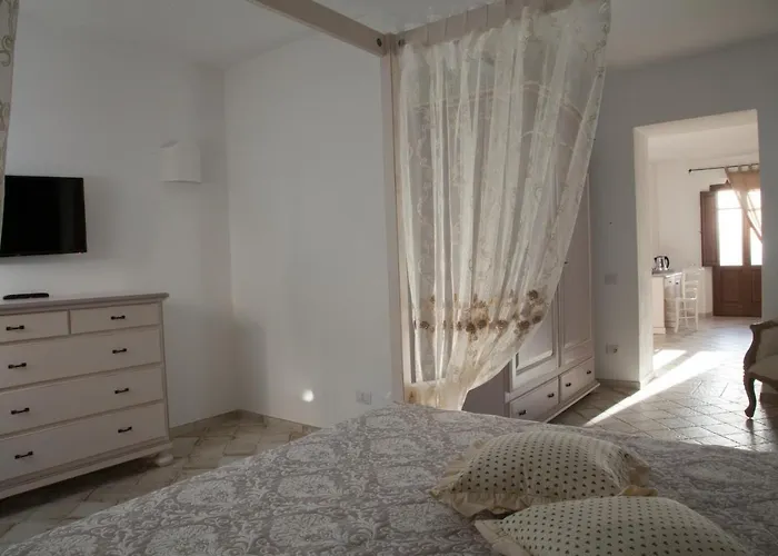 Casa Lu Duttori Pensionat Arzachena