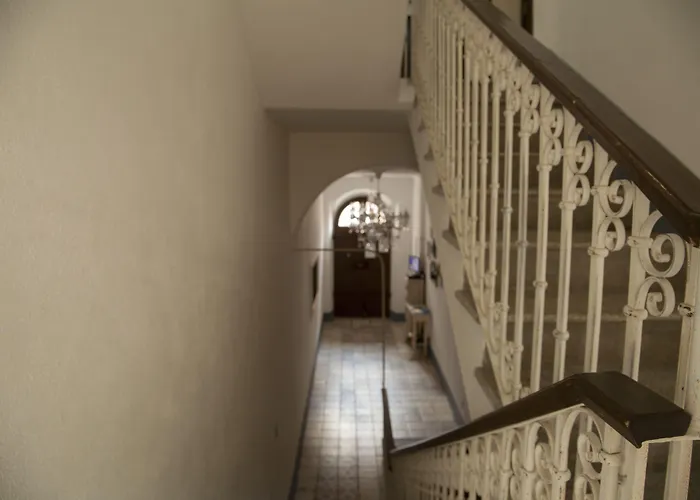 Casa Lu Duttori Pensionat 3*